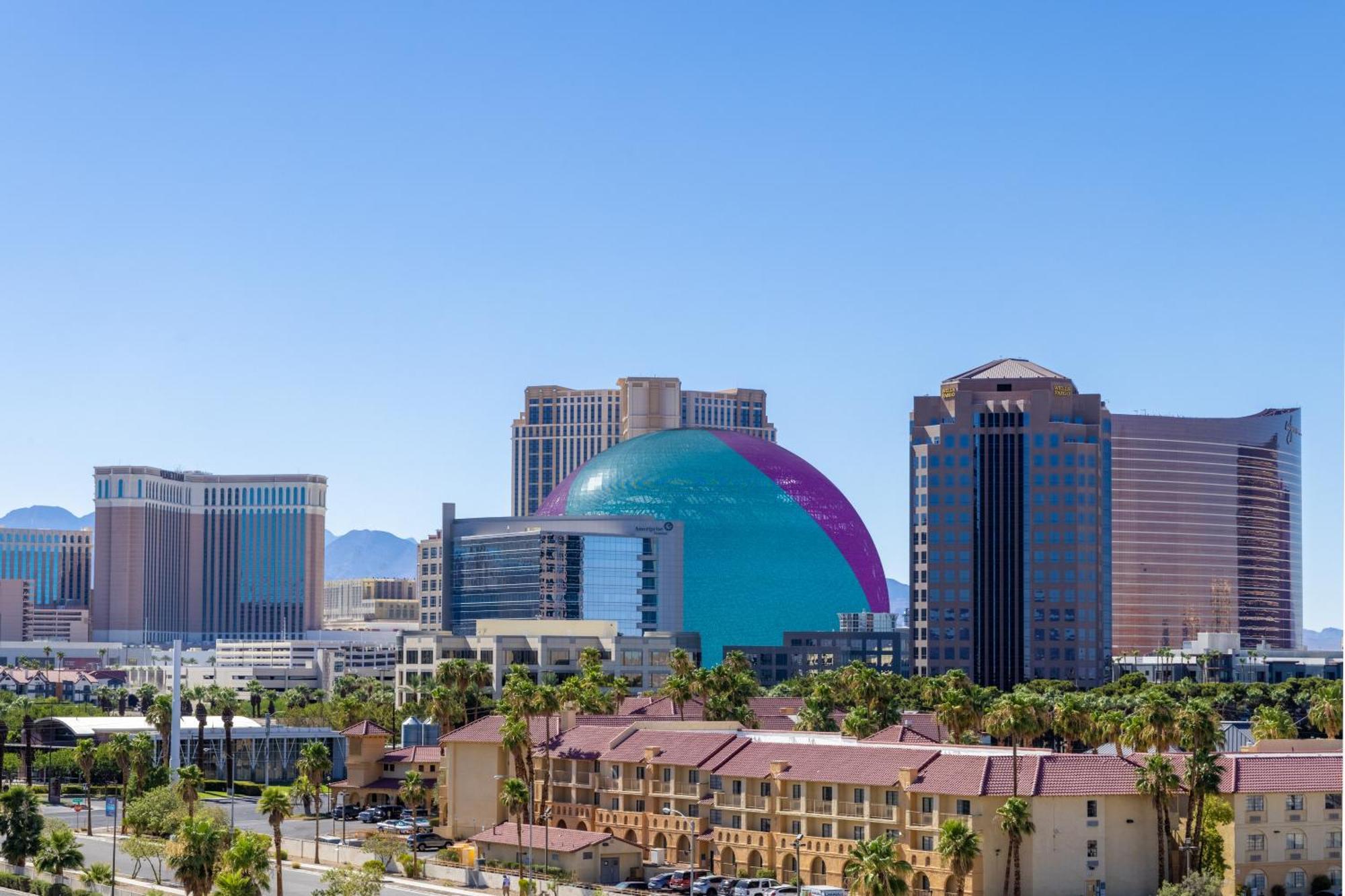 Doubletree By Hilton Las Vegas East Flamingo Exteriér fotografie